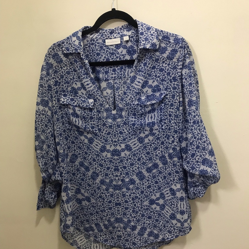 New York & Company Blue and White Floral Tunic Blouse